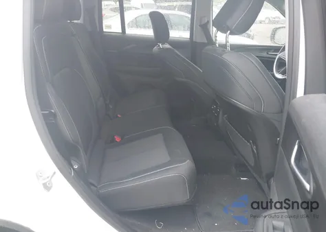 2023 Jeep Grand Cherokee Laredo 4X4 from USA, damaged, VIN 1C4RJHAG9PC548456